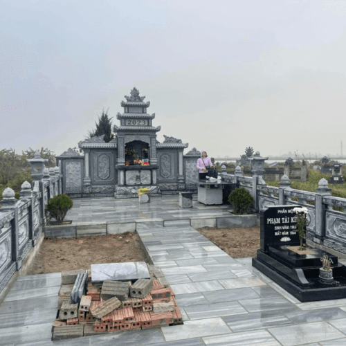 Khuôn viên lăng mộ - Mẫu 05